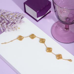 Gold Clover Bracelet